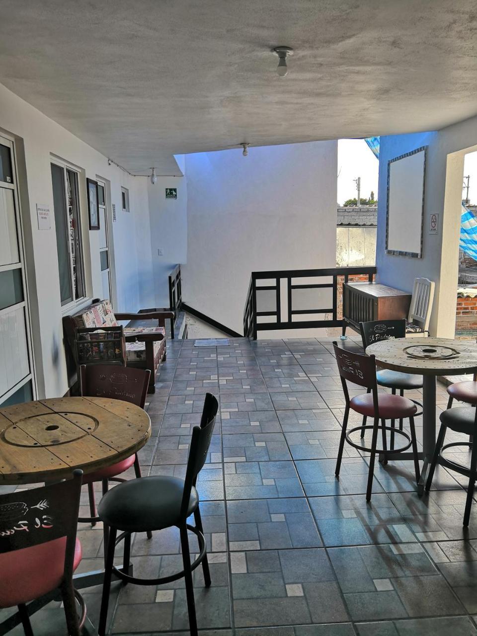 Hostal Maple Querétaro Eksteriør bilde