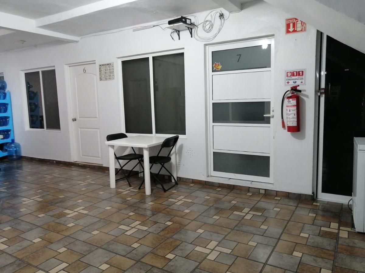 Hostal Maple Querétaro Eksteriør bilde